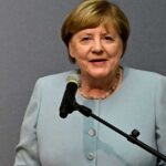 ميركل تدعو لحماية الديمقراطية في ساكسونيا أنهالت قبل الانتخابات القادمة