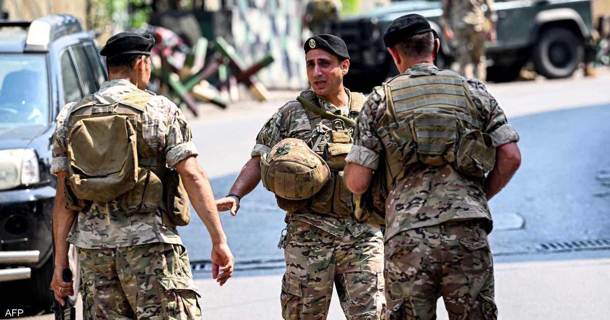 الجيش اللبناني يضبط صواريخ غراد مضبوطة على الحدود مع سوريا وتوقيف شخصين