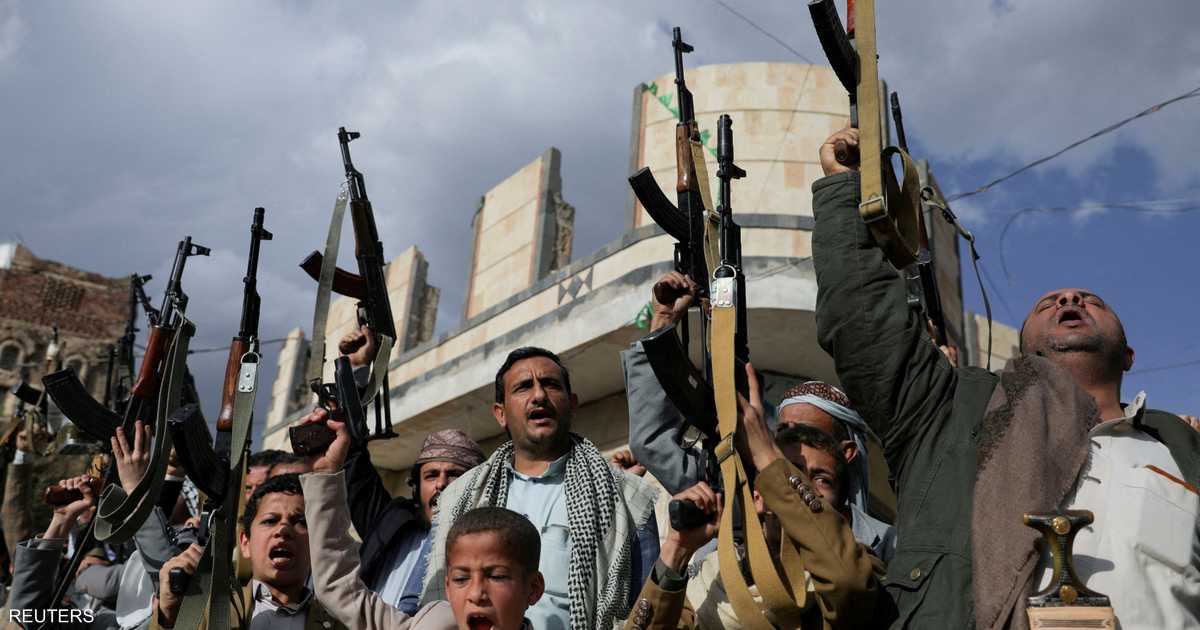 الحوثيون يعلنون استهداف هدفاً حساساً في مطار نجران السعودي
