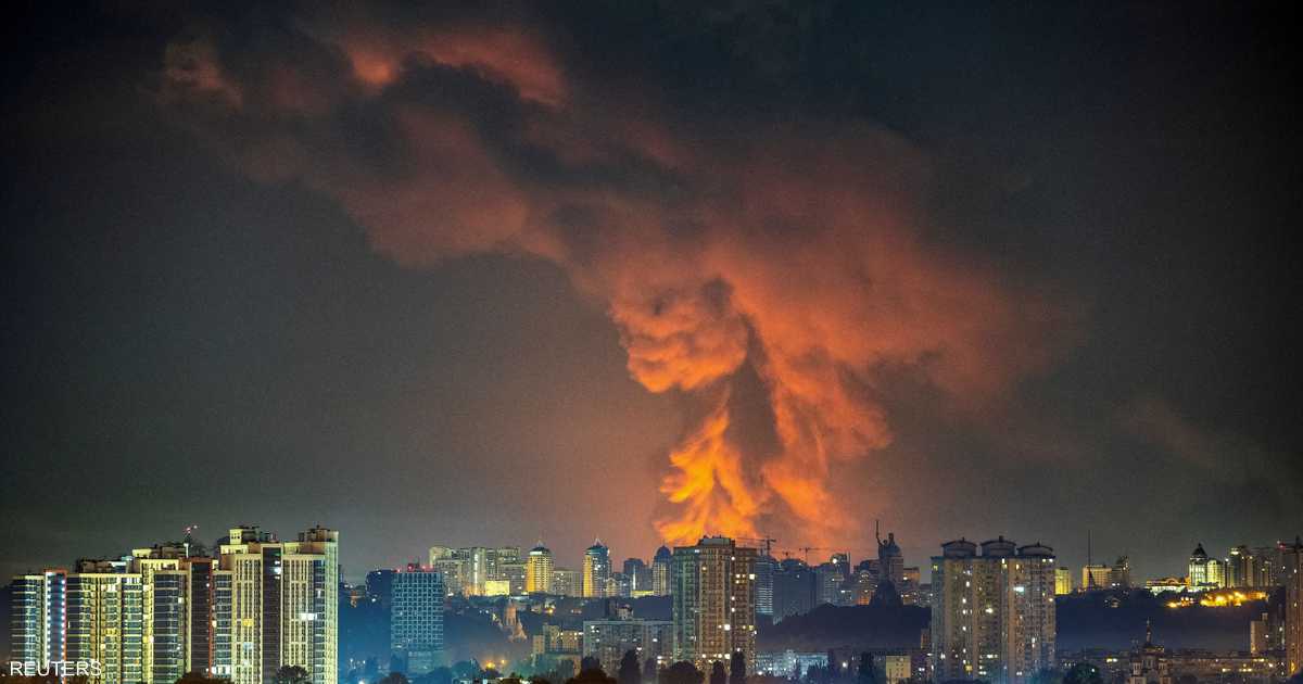 روسيا ترد على غاراتها الليلية على كييف بياناً يعلن نضرب بالنار