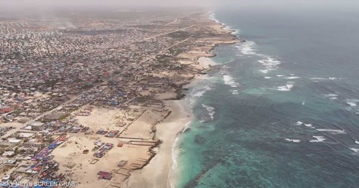 واقعة انفجار قوي على مقربة من سفينة قبالة عدن جنوب اليمن