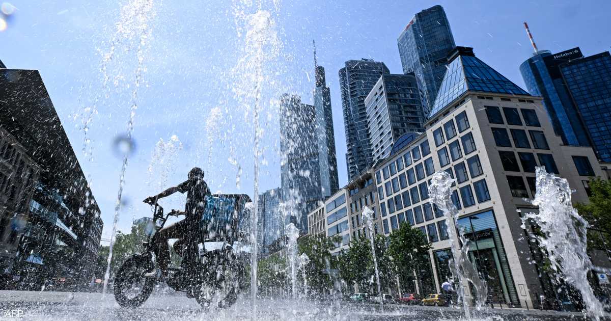 ارتفع إجمالي الوفيات المرتبطة بالحر هذا العام بألمانيا إلى نحو 11,900 حالة.