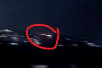 فيديو يظهر قذيفة إسرائيلية تمر بمحاذاة منزل في الحنية جنوب لبنان.