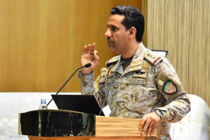المتحدث الرسمي للدفاع السعودي يكشف عن هوية الجنسيات للمصابين جراء هجمات الحوثي ويؤكد اتخاذ إجراءات رادعة.