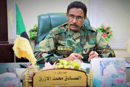 شباب الهدندوة يستمررون في كسلا للمطالبة بإقالة والي الولاية وتقديم مذكرة تطالب بفتح ملفات الفساد.