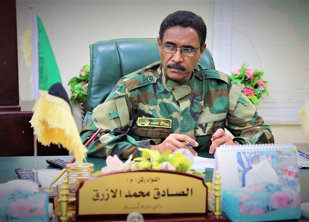 شباب الهدندوة يستمررون في كسلا للمطالبة بإقالة والي الولاية وتقديم مذكرة تطالب بفتح ملفات الفساد.