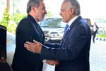 إيران وباكستان يتفقا على البقاء على اتصال بشأن القضايا الإقليمية والأمنية