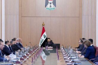 الحكومة العراقية تسعى لترسيخ سيطرتها على الملفات الأمنية والاقتصادية والقضاء على الفساد والانفلات