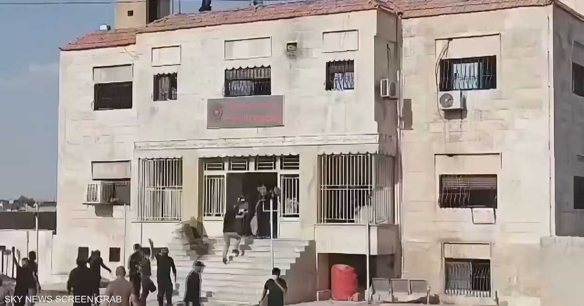 الحكومة السورية تعزز أمن الحسكة والقامشلي وتدخل قوى الأمن في كوباني لمنع الفوضى
