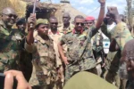 الجيش السوداني يستعد لهجوم بري على الكرمك لاستعادتها من الدعم السريع.