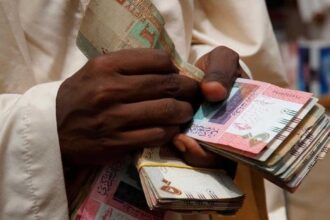 الأزمة الاقتصادية السودانية تتضارب مع توقعات النمو الحكومي وسط انكماش وانهيار معيشي
