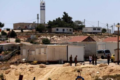 الجيش الإسرائيلي يعلن منطقتين في الضفة منطقة عسكرية مغلقة بعد اقتحامات مستوطنين