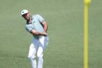 سمكة تبتلع كرة غولف لاعب جنوب أفريقي في ماء الحفرة السابعة بنيوجيرسي