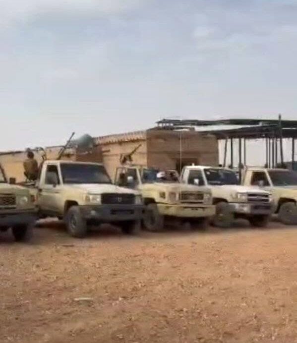 مدينة الدبة تشهد انضمام مجموعتين من مسلحي الدعم السريع إلى القوات المسلحة.