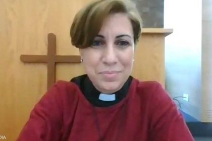 راعية كنسية لبنانية تنتقل إلى قيادة اتحاد كنائس إنجيلية لأول مرة في المشرق