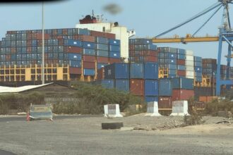 رسو باخرة تاريخي في بورتسودان بأكبر غاطس على الإطلاق.