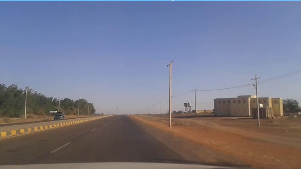 محاولة نهب وقطع طريق في كمبو شتات تؤدي إلى إفلات مسلحين من العقاب.