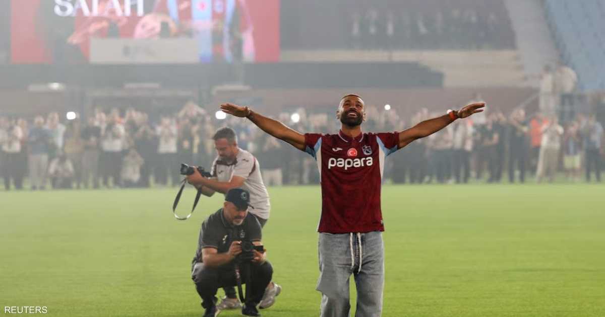 طرابزون سبور يعلن قائمة الـ21 لاعبا للمباراة في إسطنبول مع عودة محمد صلاح وأونانا وسافيتش