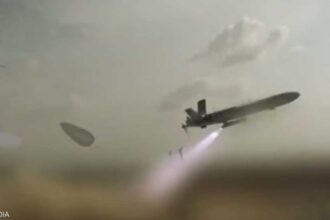 الهجوم على المخا ومينائها يودي بحياة 8 أشخاص ويسبب أضراراً مادية