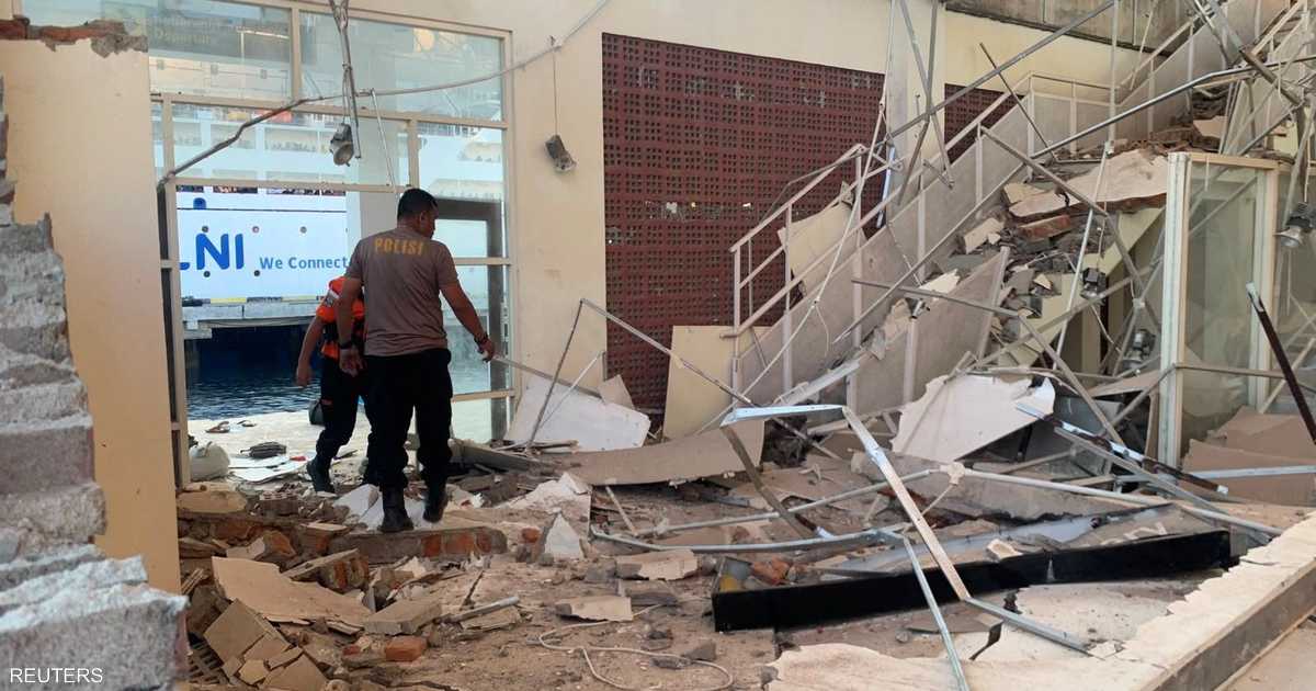 زلزال بقوة 6.5 درجة يضرب إندونيسيا ويسبب انهيار منزل وسقوط قتلى