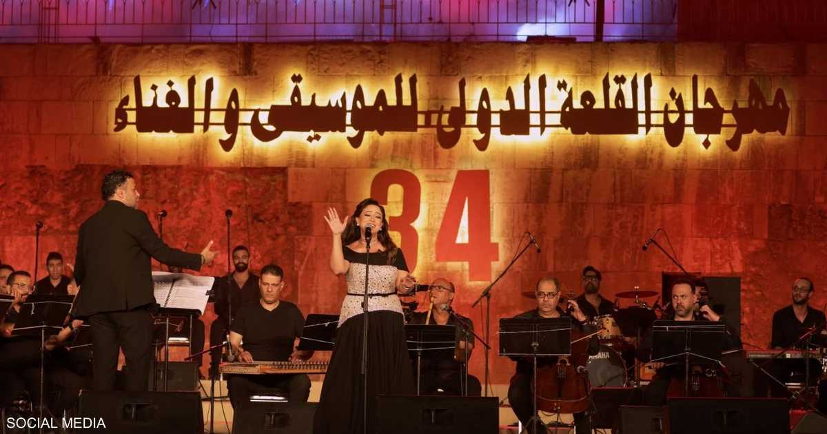 ريهام عبد الحكيم تفتتح حفلات مهرجان القاهرة الدولي للأوبرا والغناء بالكلاسيكيات العربية العالمية.