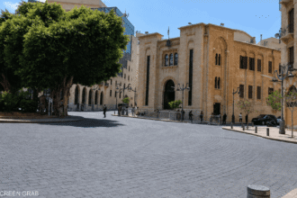 الجدل اللبناني يتناول موقف الخارجية من إيران ودور حزب الله في المعادلة الداخلية والإقليمية.