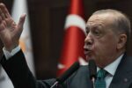 مستشار أردوغان يحدد موعداً بديلاً لانتخابات تركية جديدة في أبريل 2028