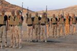 الحوثيون يحشدون قواتهم لمواجهة في مأرب بعد نقلها من الساحل الغربي