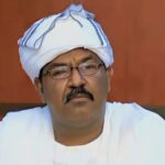 الطاهر ساتي يهاجم إدراج كوز في مناهج التعليم السودانية لتحفيظ حرف الكاف.