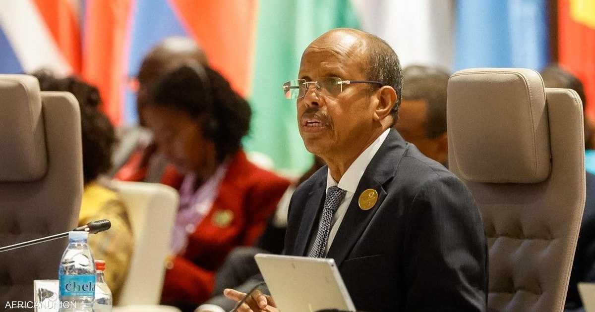 قوى سودانية تحذر من حوار جزئي وتدعو الاتحاد الأفريقي للتمسك بالهدنة ووحدة المسارات الوساطة
