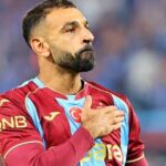 صلاح يسجل 3 أهداف ويصنع آخرين في فوز طرابزون 4-0 على غلطة سراي