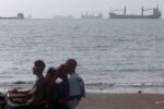 تراجع حجم المرور التجاري المرصود عبر مضيق هرمز.