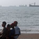 تراجع حجم المرور التجاري المرصود عبر مضيق هرمز.