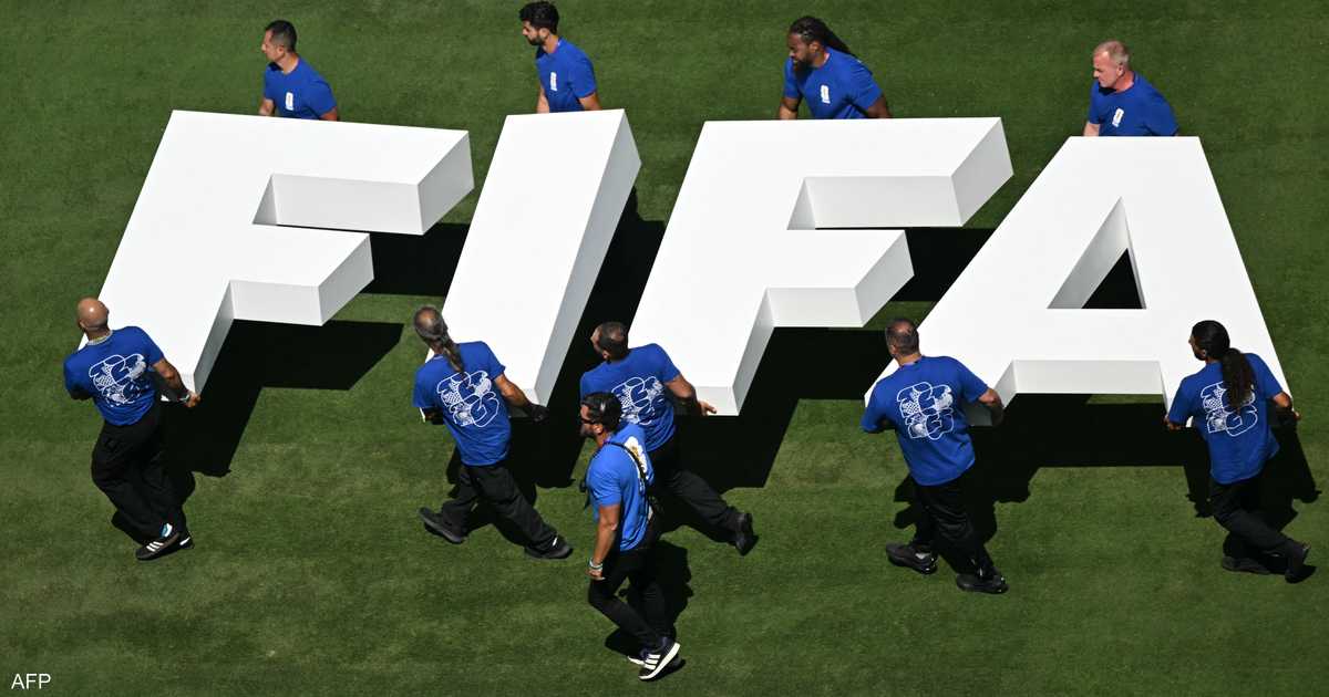 مبادرة إنفانتينو لمراجعة توزيع الصلاحيات في فيفا بعد خلافات الصفقة التجارية لكأس العالم.