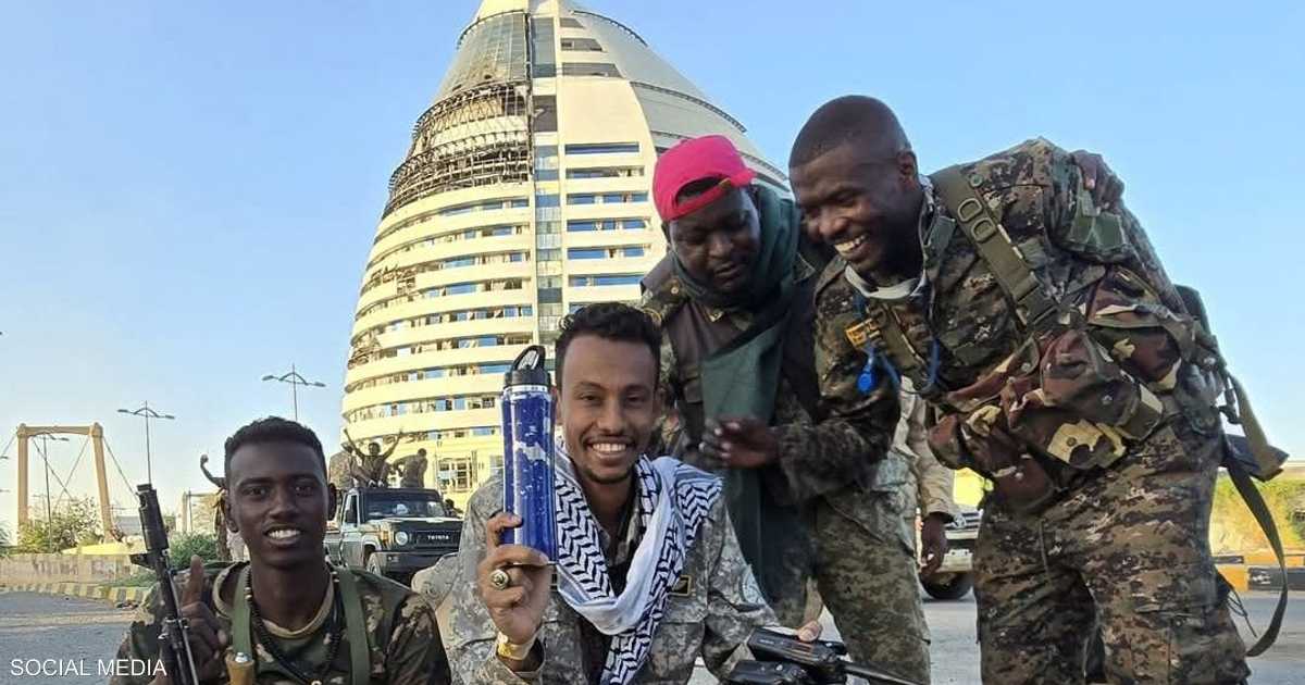 الحركة الإسلامية السودانية تندمج داخل أجهزة أمنية رسمية وتحافظ على شبكة نفوذها.