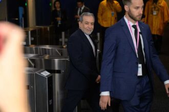 وفد إيراني يعرض شروطه الرئيسية على الوفد الأميركي في اجتماع الأمم المتحدة