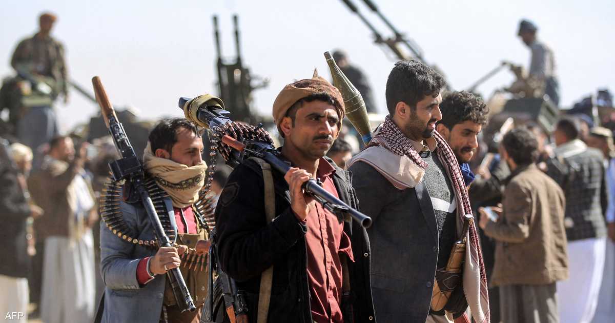 الحوثيون يهددون مصالح أميركا في المنطقة إذا ساندت السعودية ويحذرون من خطورة باب المندب.