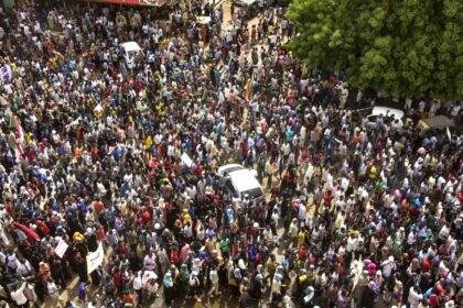 السودان يستعد لمسيرة مليونية شاملة غداً الجمعة.