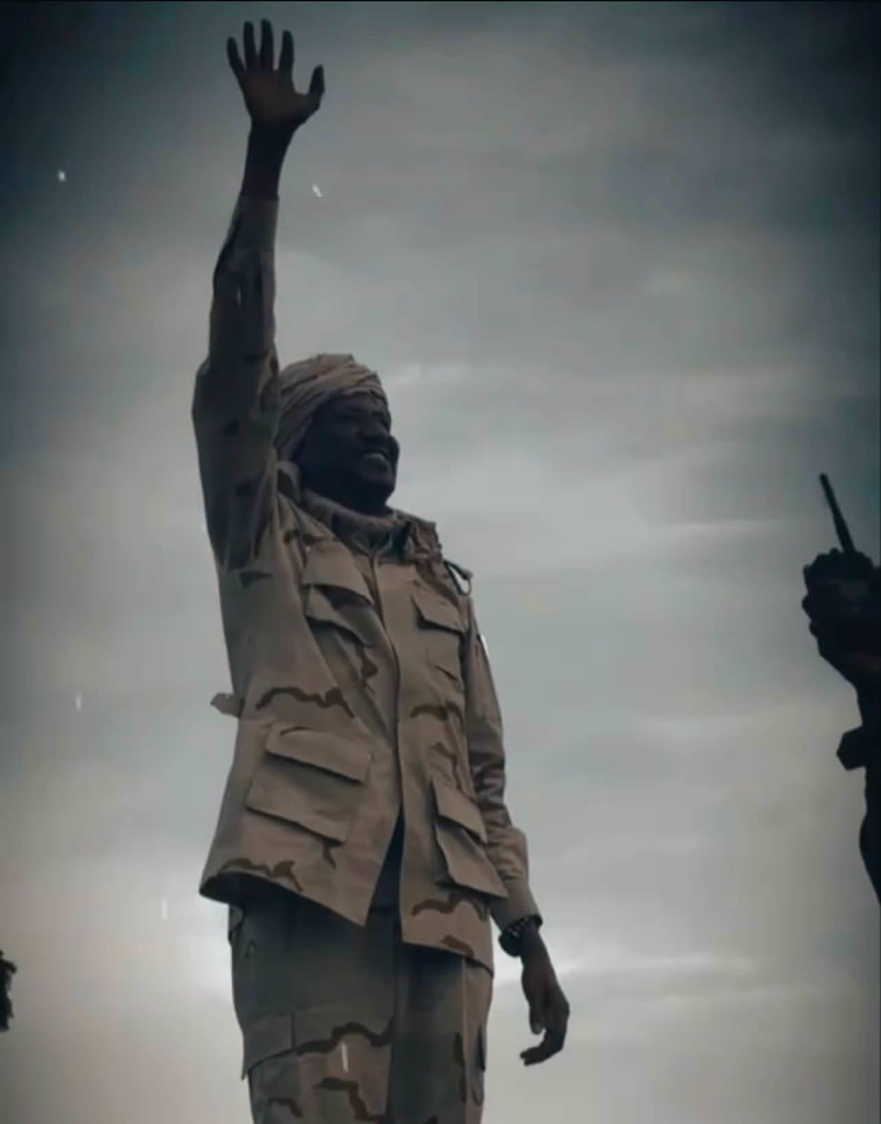 الجيش السوداني يراقب تحركات شقيق حميدتي في غرب كردفان ويستعيد منطقة استراتيجية.