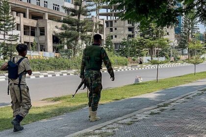 متمردو تيغراي يستولون على مطارات ويشنون هجمات في ولايات مجاورة.