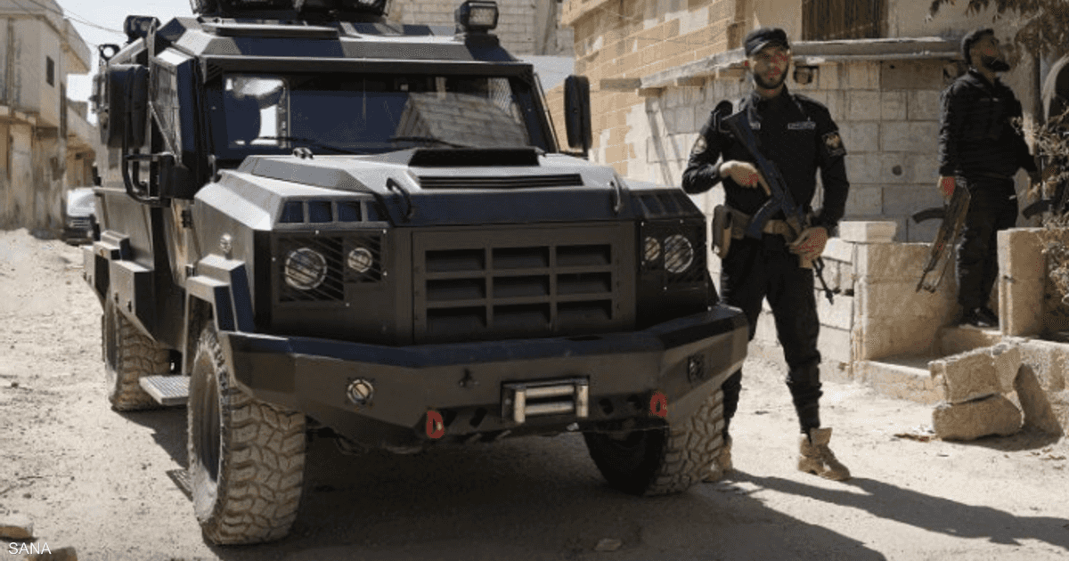 قبضت قوى الأمن الداخلي على مطلوب من خلية متورطة في مقتل 3 من عناصرها في درعا.