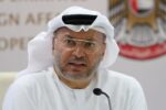 المستشار الدبلوماسي لرئيس دولة الإمارات يدعو إلى وقف إطلاق النار في السودان ويعرض رؤى حول الأزمة الإيرانية والمنطقة.