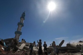 رواية زيارة عباس كامل لاسرائيل وتحذيرها قبل هجوم حماس متنازع عليها