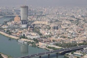 العراق يضمن استمرار وصول شحنات الدولار النقدي المعلق منذ أبريل