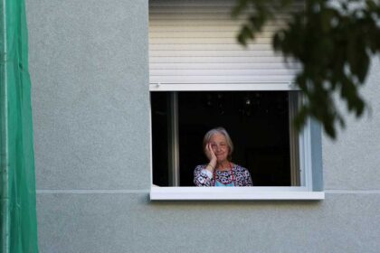 احتجاز آلاف مطالبين بحل أزمة الإسكان في مدريد