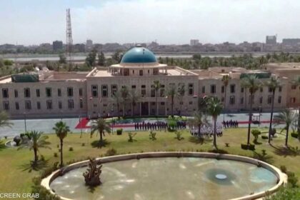 مستقبل الميليشيات العراقية يبقى غامضا رغم تمديد المهلة الأخيرة.