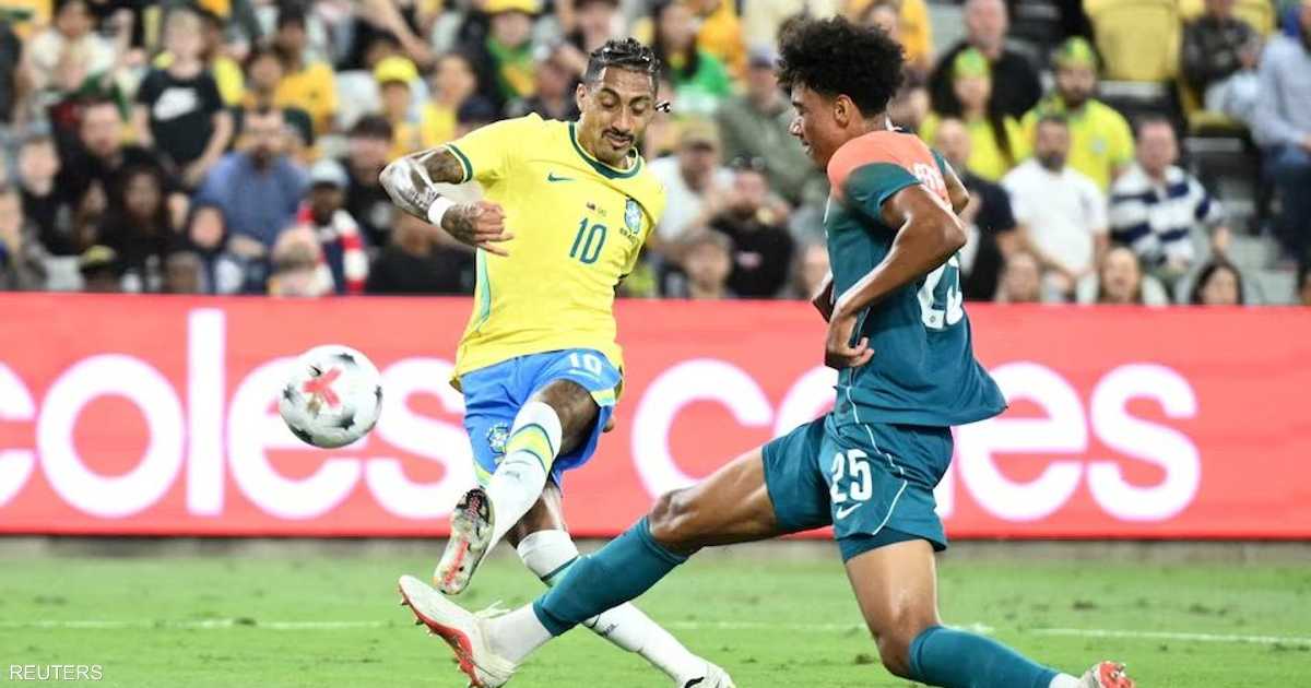رافينيا يغادر مباراة البرازيل مصاباً قبل الاستئناف مع برشلونة ضد خيتافي