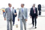 البرهان يزور أسمرا لمتابعة العلاقات الثنائية والتطورات الإقليمية