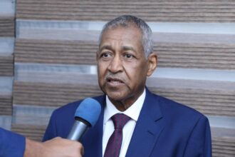 السلطات السودانية تُبعد سفيرها في مصر بعد أكثر من عامين في المنصب.
