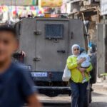 المفوضية السامية لحقوق الإنسان تتهم إسرائيل بتهجير قسري لسكان مخيمات اللاجئين بالضفة الغربية وتواصل منع عودتهم.